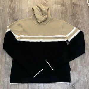 Scott James • SZ. Large